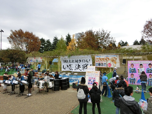 フロンパークのイベント広場