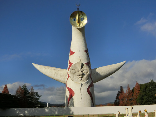 太陽の塔