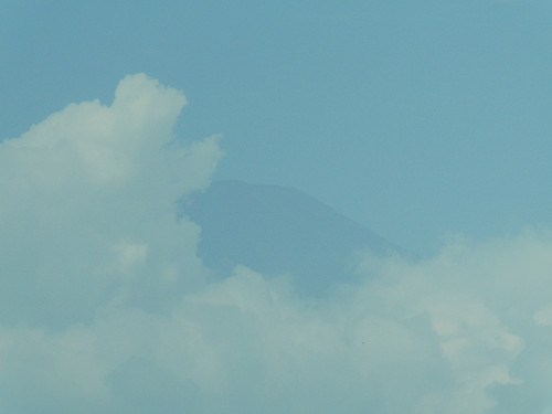 今日の富士山（殆ど見えない）