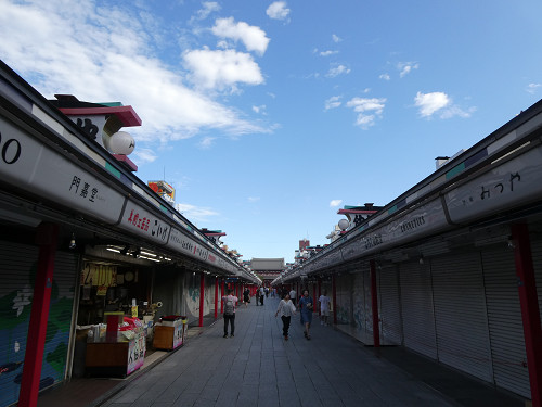 8時頃のため、まだ疎ら