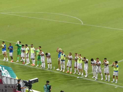勝利の挨拶