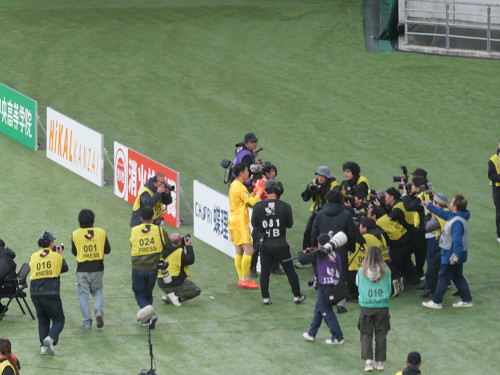 今日も守護神っぷり発揮、早川