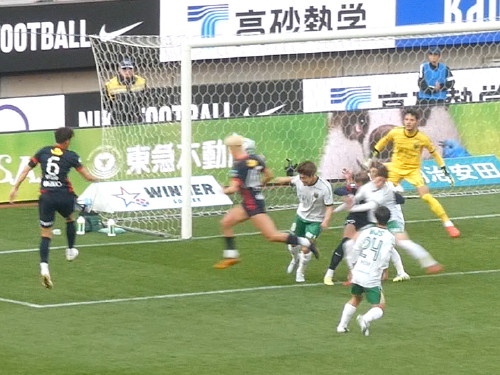 優磨が走りこんで合わせて